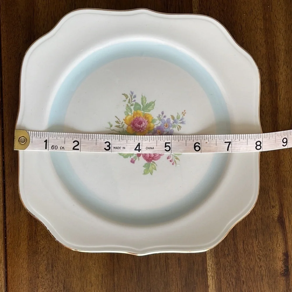 Vintage set Eggshell Nautilus 8” Square salad Plates Floral Bouquet Gold Trim.